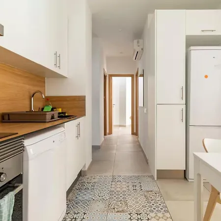 Vivienda Junto A Ruzafa - 12 Pax Y Mas Apartment *