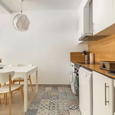 Apartment Vivienda Junto A Ruzafa - 12 Pax Y Mas Valencia