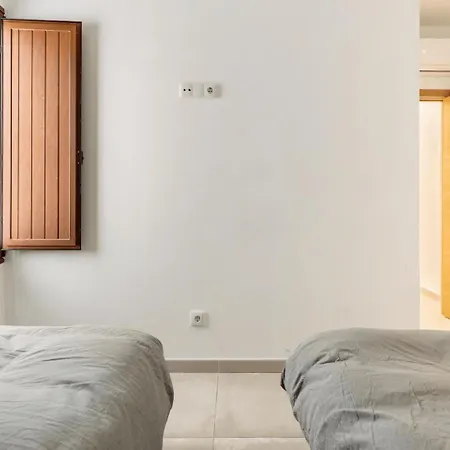 Vivienda Junto A Ruzafa - 12 Pax Y Mas דירה ולנסיה