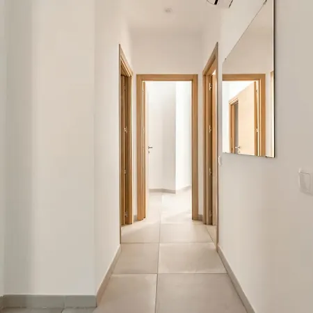Apartment Vivienda Junto A Ruzafa - 12 Pax Y Mas *