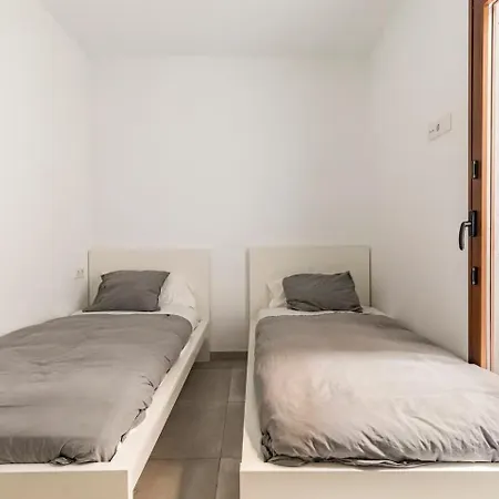 Vivienda Junto A Ruzafa - 12 Pax Y Mas Lägenhet Valencia